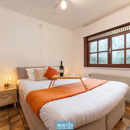 Schorpioen - Quiet Location In Oostduinkerke *