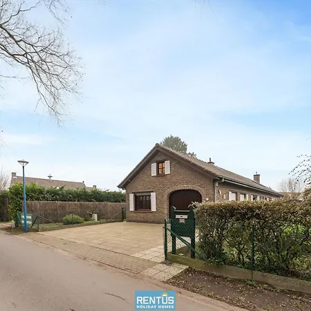 Schorpioen - Quiet Location In Oostduinkerke Koksijde