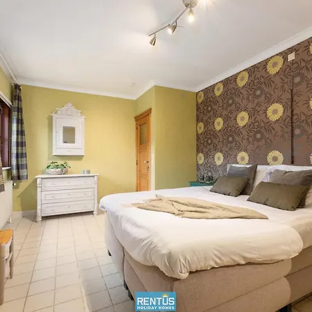 Schorpioen - Quiet Location In Oostduinkerke *