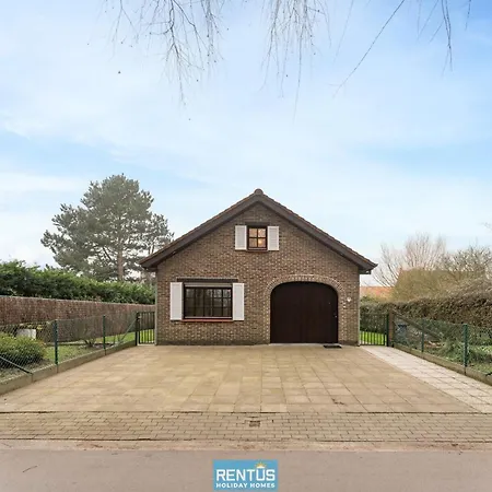 Holiday home Schorpioen - Quiet Location In Oostduinkerke *