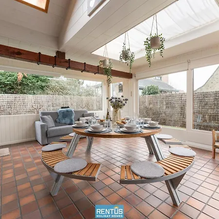 Schorpioen - Quiet Location In Oostduinkerke 別荘 *