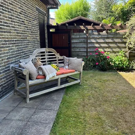 Hébergement de vacances Schorpioen - Quiet Location In Oostduinkerke Coxyde