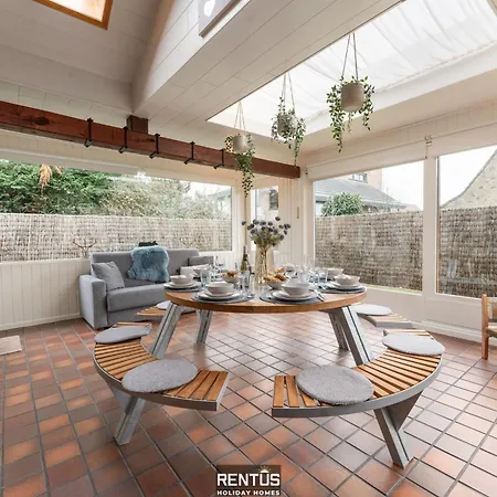 Schorpioen - Quiet Location In Oostduinkerke *