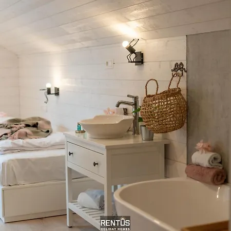 Schorpioen - Quiet Location In Oostduinkerke 別荘