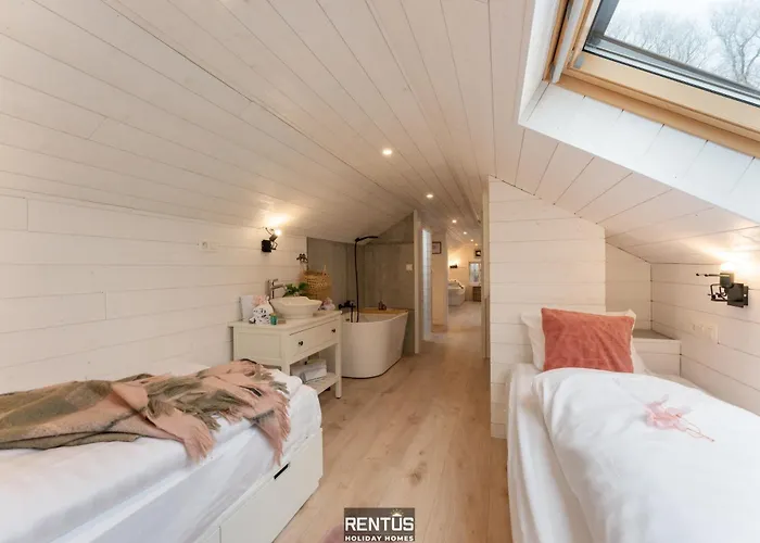 Schorpioen - Quiet Location In Oostduinkerke * Koksijde